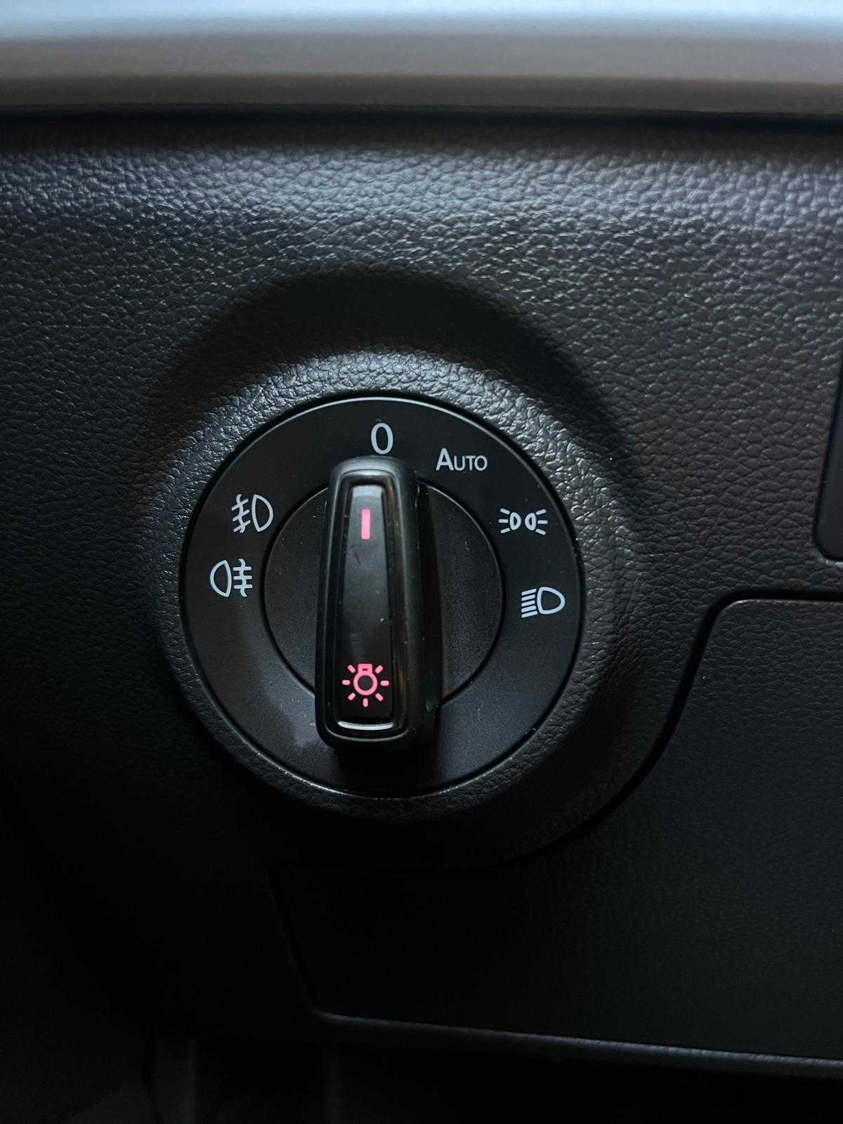 seat-ibiza-2023-gasolina-999cc