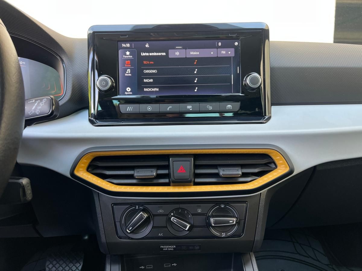 seat-ibiza-2023-gasolina-999cc