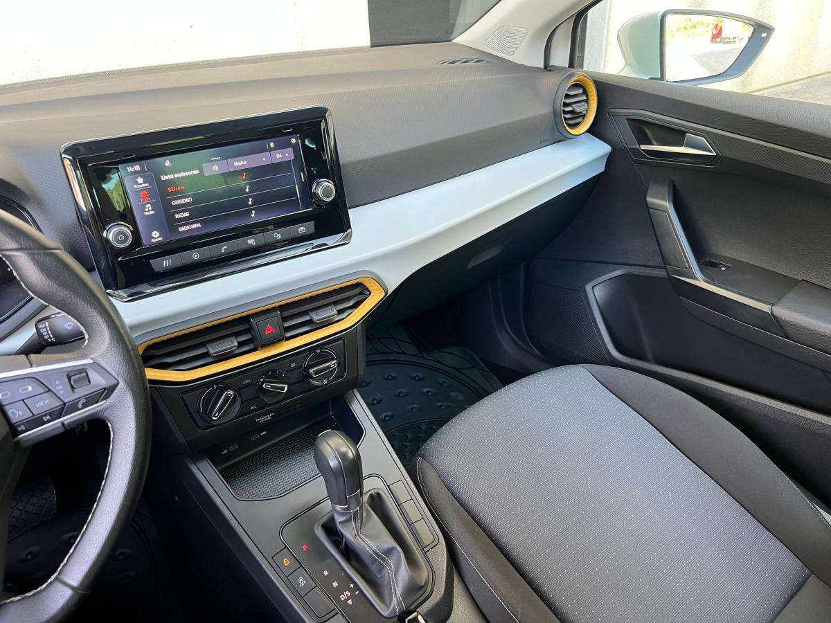 seat-ibiza-2023-gasolina-999cc