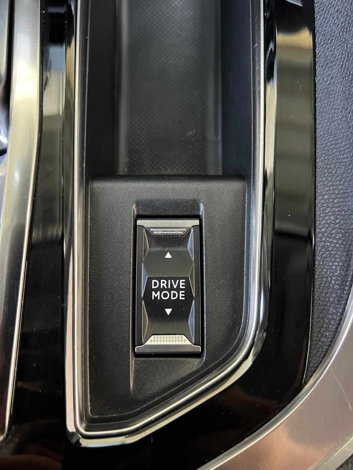 peugeot-3008-2021-hibrido-a-gasolina-1598cc