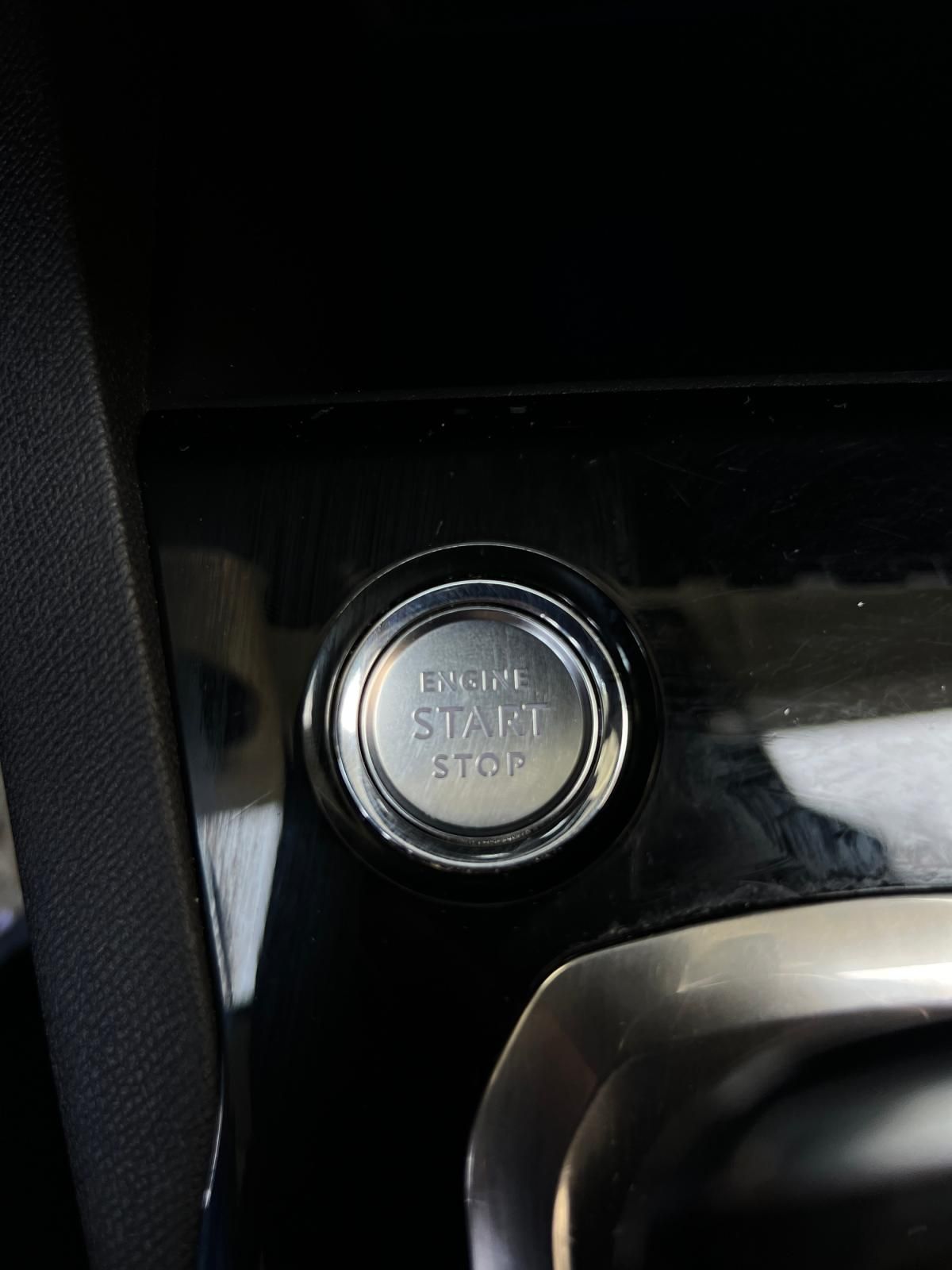 peugeot-3008-2021-hibrido-a-gasolina-1598cc