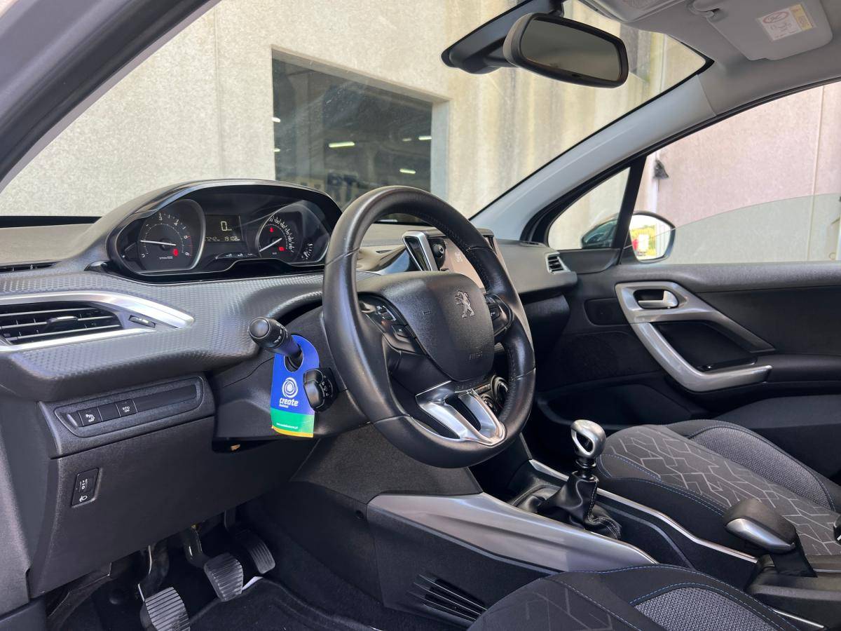 peugeot-2008-2019-diesel-1499cc