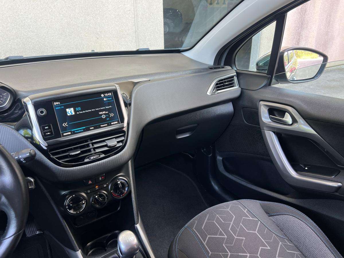 peugeot-2008-2019-diesel-1499cc