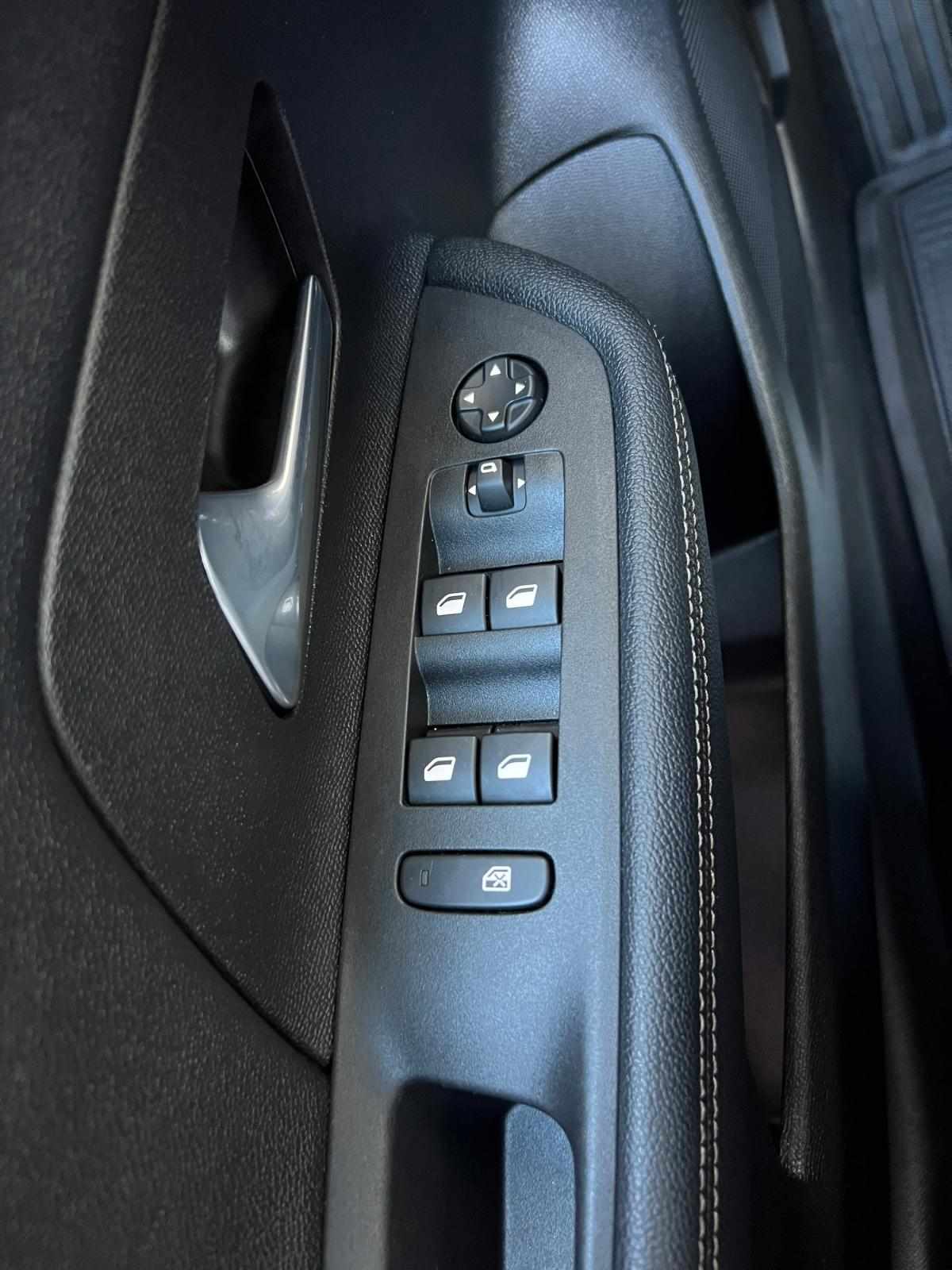 opel-mokka-2023-gasolina-1199cc
