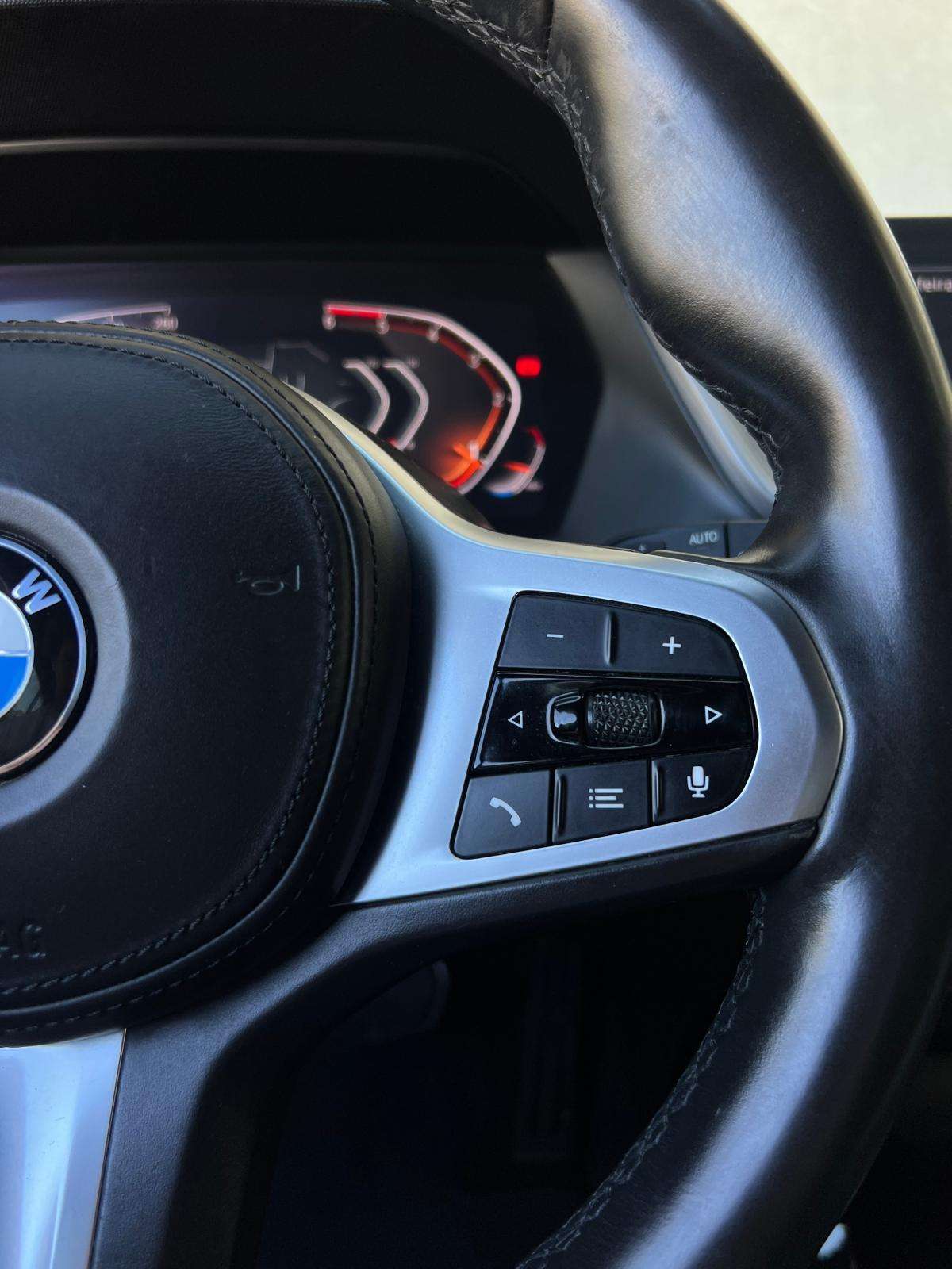 bmw-serie-1-2020-diesel-1496cc