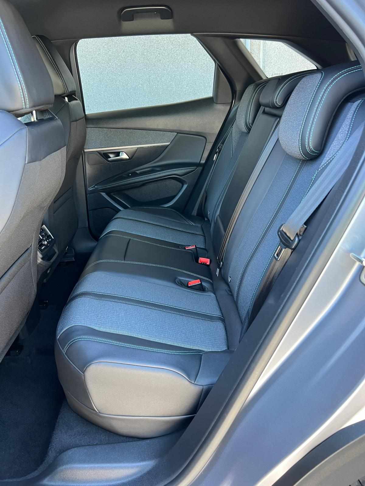 peugeot-3008-2023-hibrido-a-gasolina-1598cc