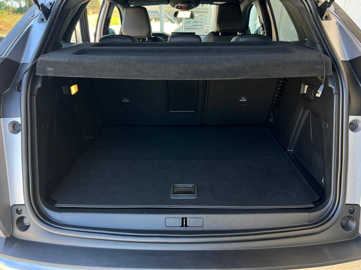 peugeot-3008-2023-hibrido-a-gasolina-1598cc