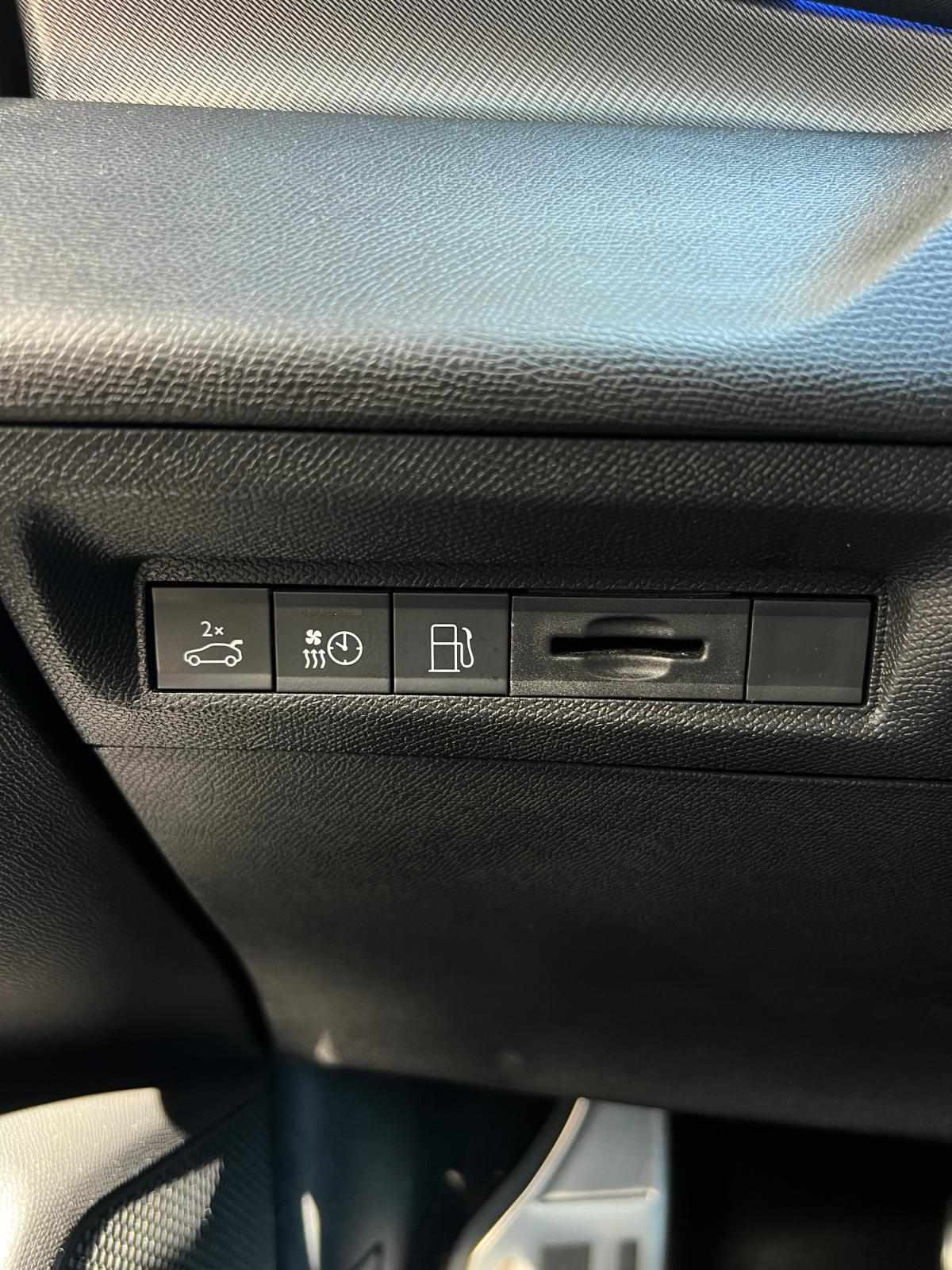 peugeot-408-2023-hibrido-a-gasolina-1598cc