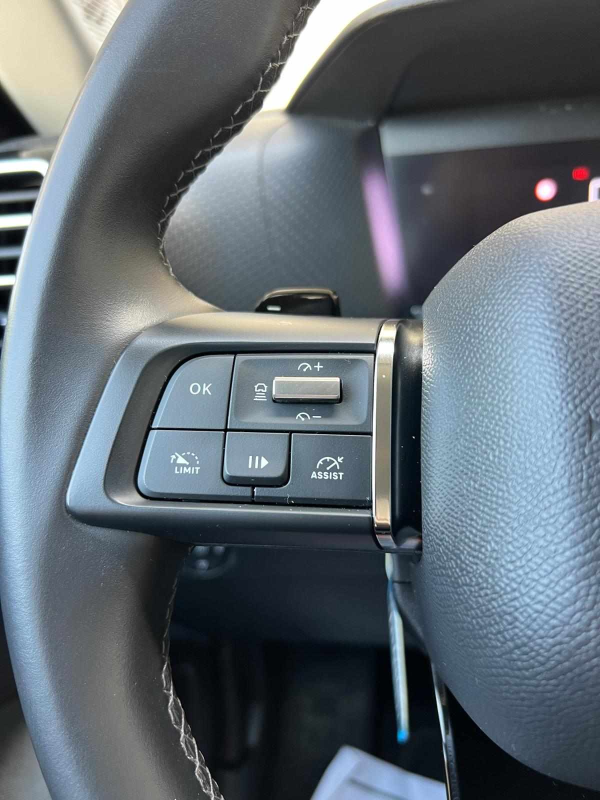 citroen-c4-2023-gasolina-1199cc