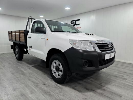 toyota-hilux-2013-diesel-2494cc
