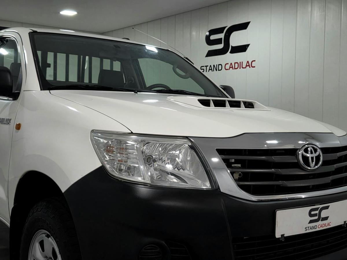 toyota-hilux-2013-diesel-2494cc