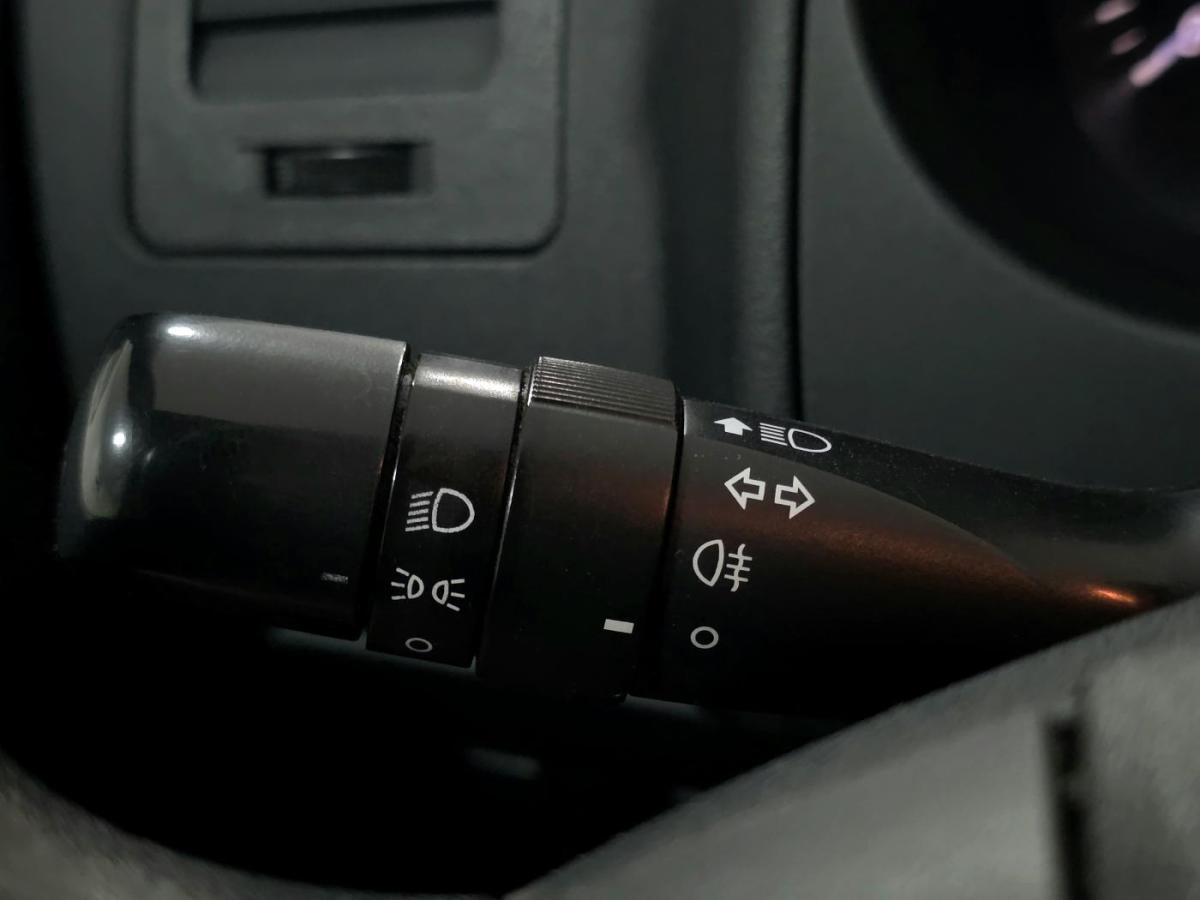 toyota-hilux-2013-diesel-2494cc