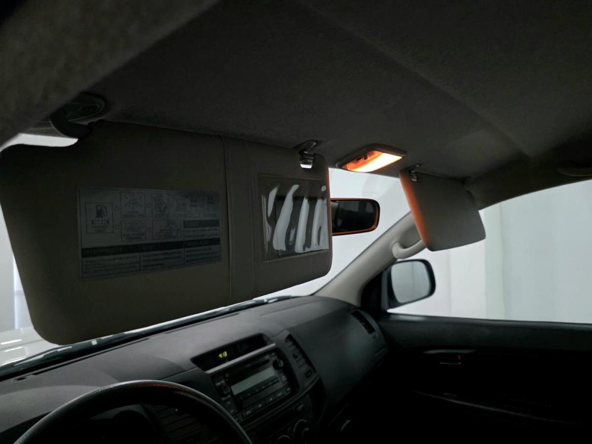 toyota-hilux-2013-diesel-2494cc