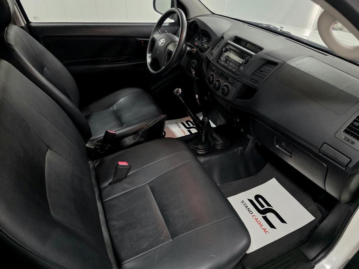 toyota-hilux-2013-diesel-2494cc