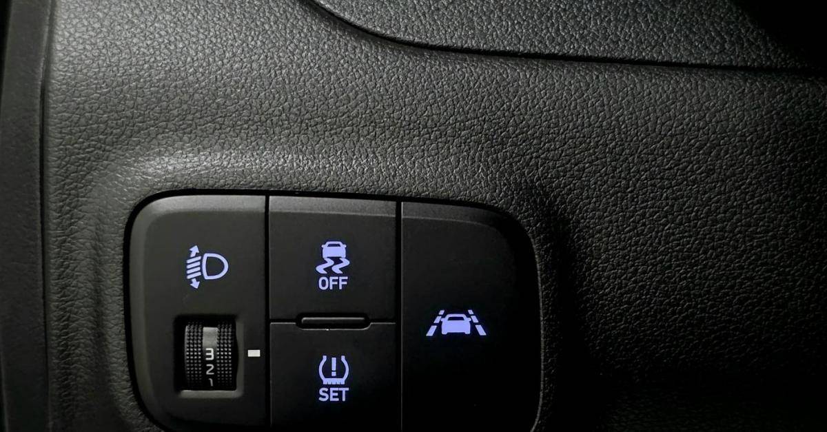hyundai-i10-2022-gasolina-998cc