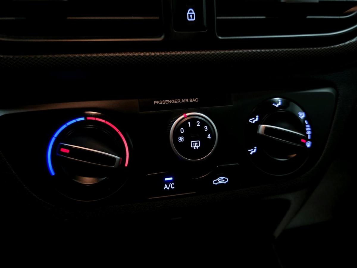 hyundai-i10-2022-gasolina-998cc