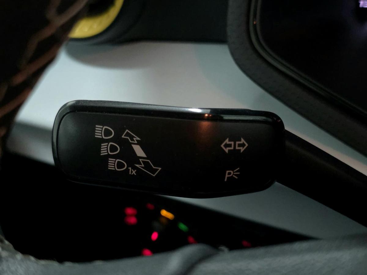 seat-ibiza-2023-gasolina-999cc