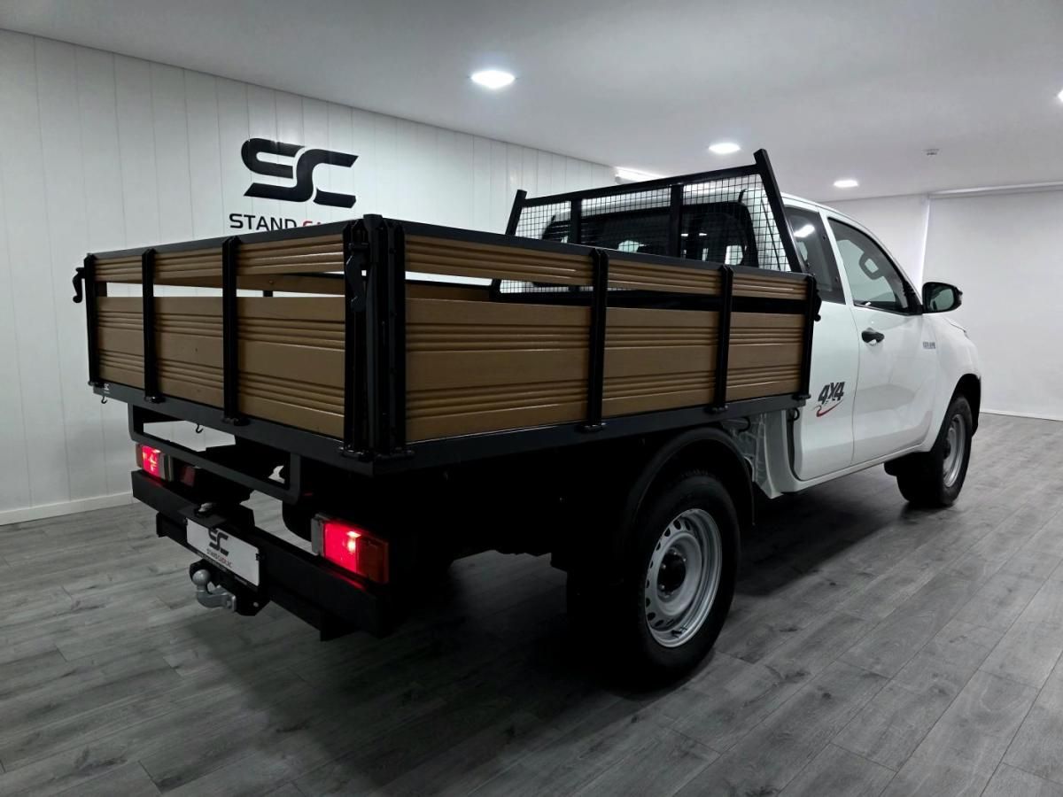 toyota-hilux-2020-diesel-2393cc