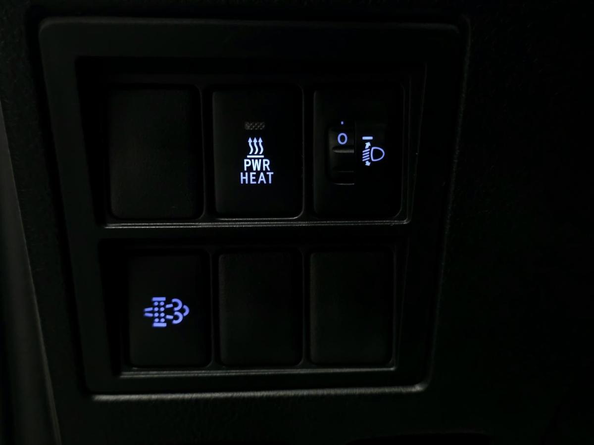 toyota-hilux-2020-diesel-2393cc