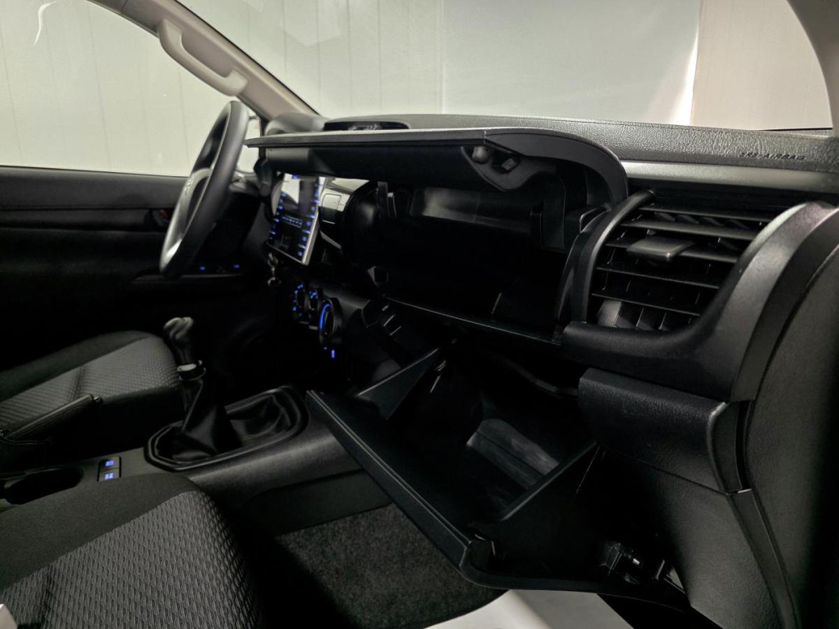toyota-hilux-2020-diesel-2393cc