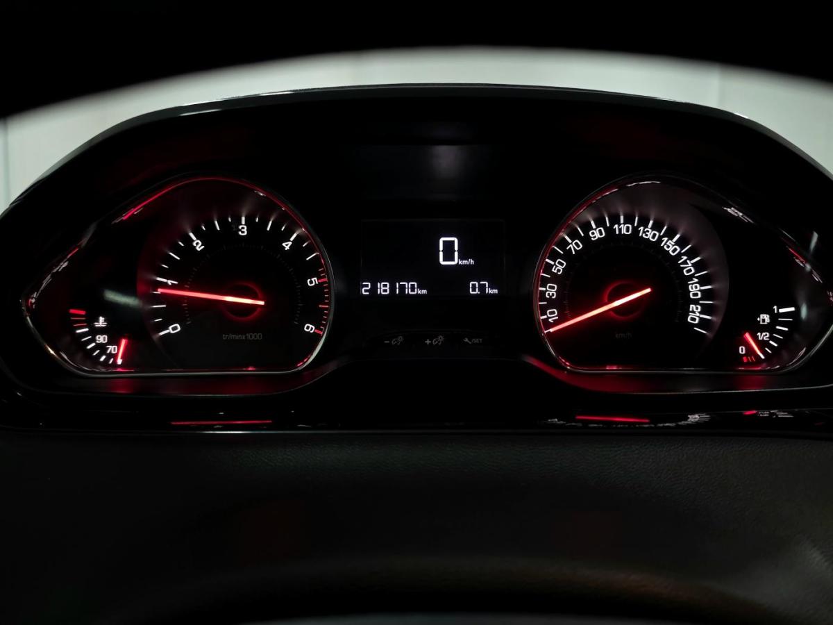 peugeot-208-2013-diesel-1398cc