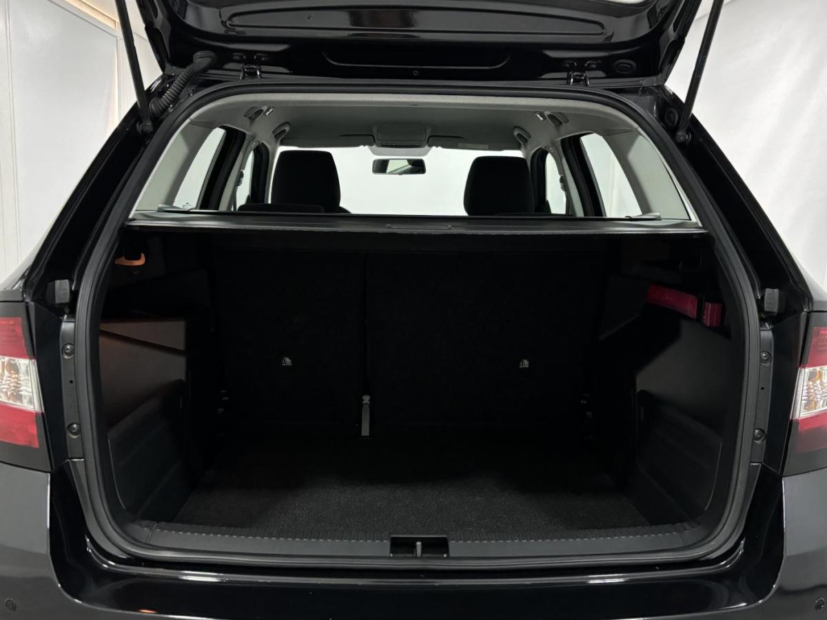 skoda-fabia-break-2017-gasolina-999cc