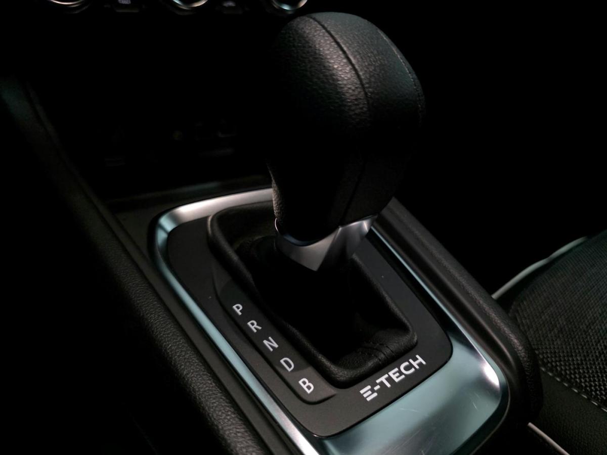 renault-captur-2023-hibrido-a-gasolina-1598cc