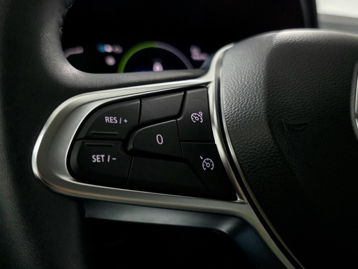 renault-captur-2023-hibrido-a-gasolina-1598cc