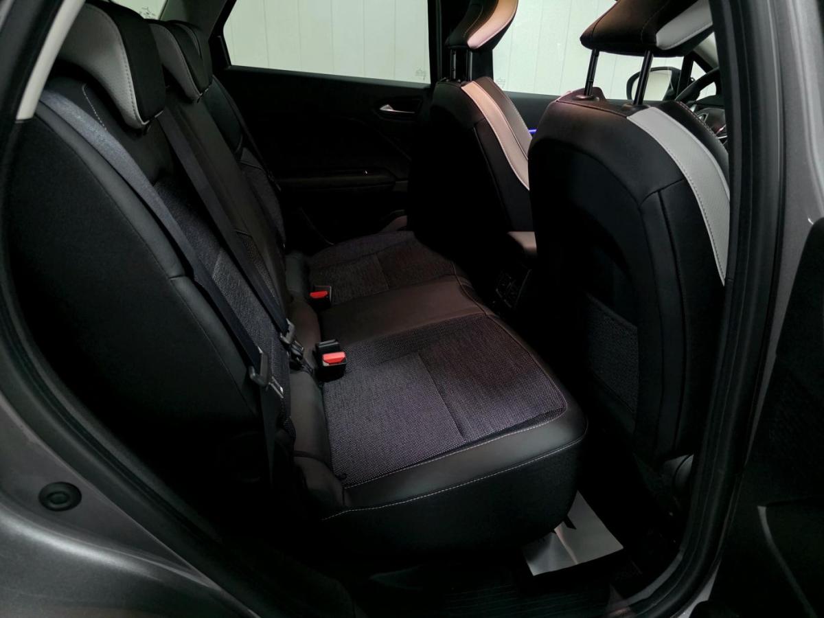 renault-captur-2023-hibrido-a-gasolina-1598cc