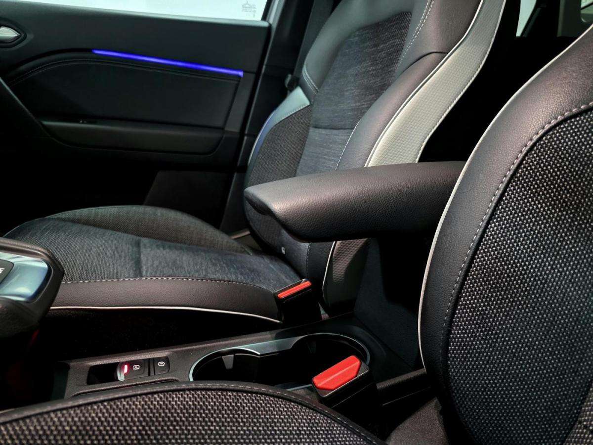 renault-captur-2023-hibrido-a-gasolina-1598cc