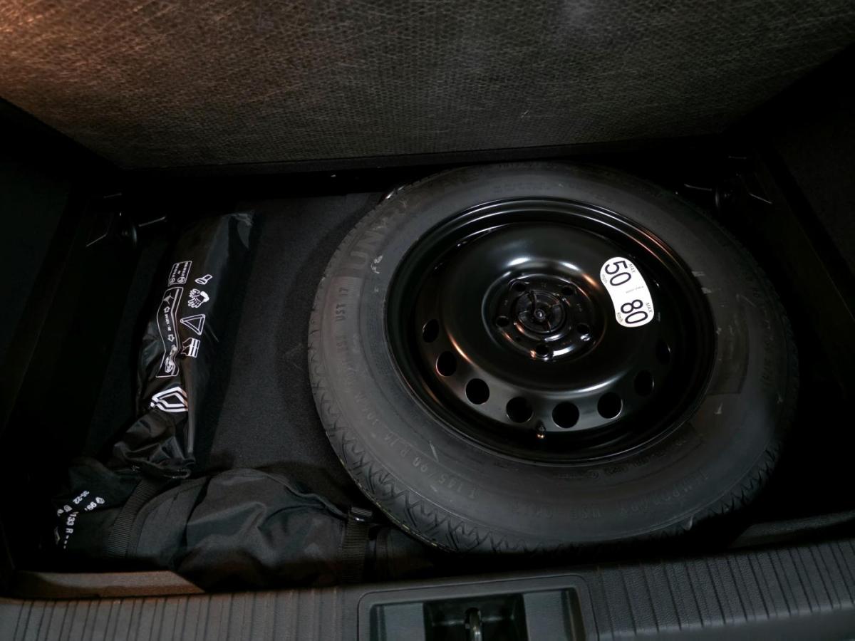 renault-captur-2023-hibrido-a-gasolina-1598cc