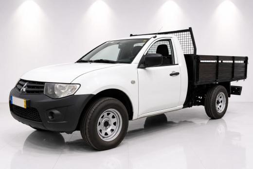 mitsubishi-l200-2014-diesel-2477cc