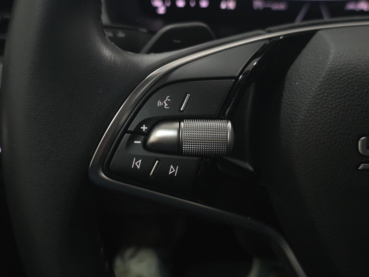 skoda-kamiq-2025-gasolina-999cc