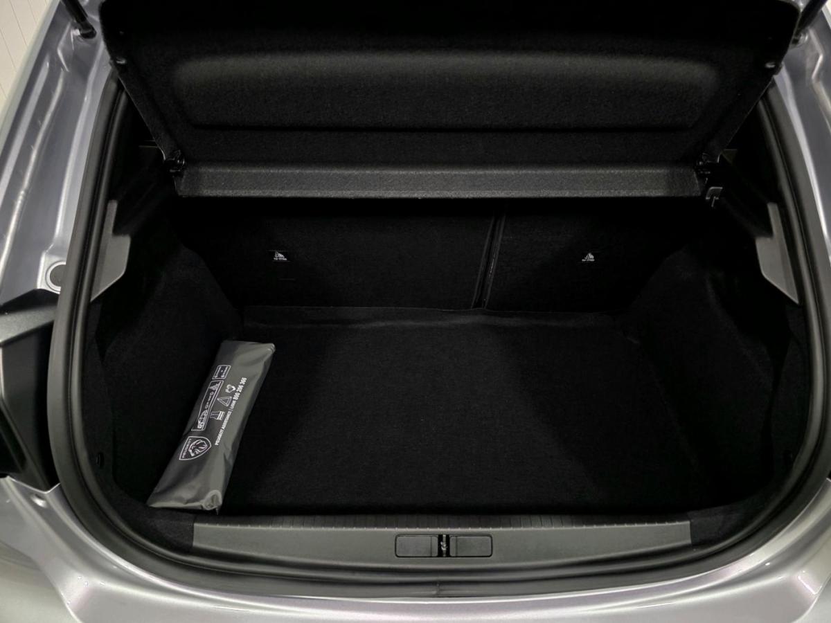 peugeot-e-208-2025-eletrico-0cc