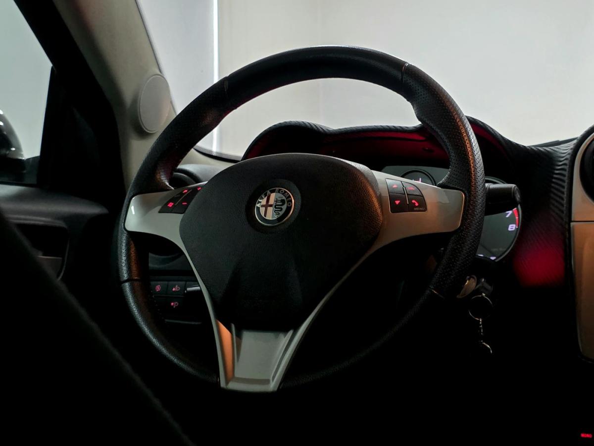 alfa-romeo-mito-2010-gasolina-1368cc