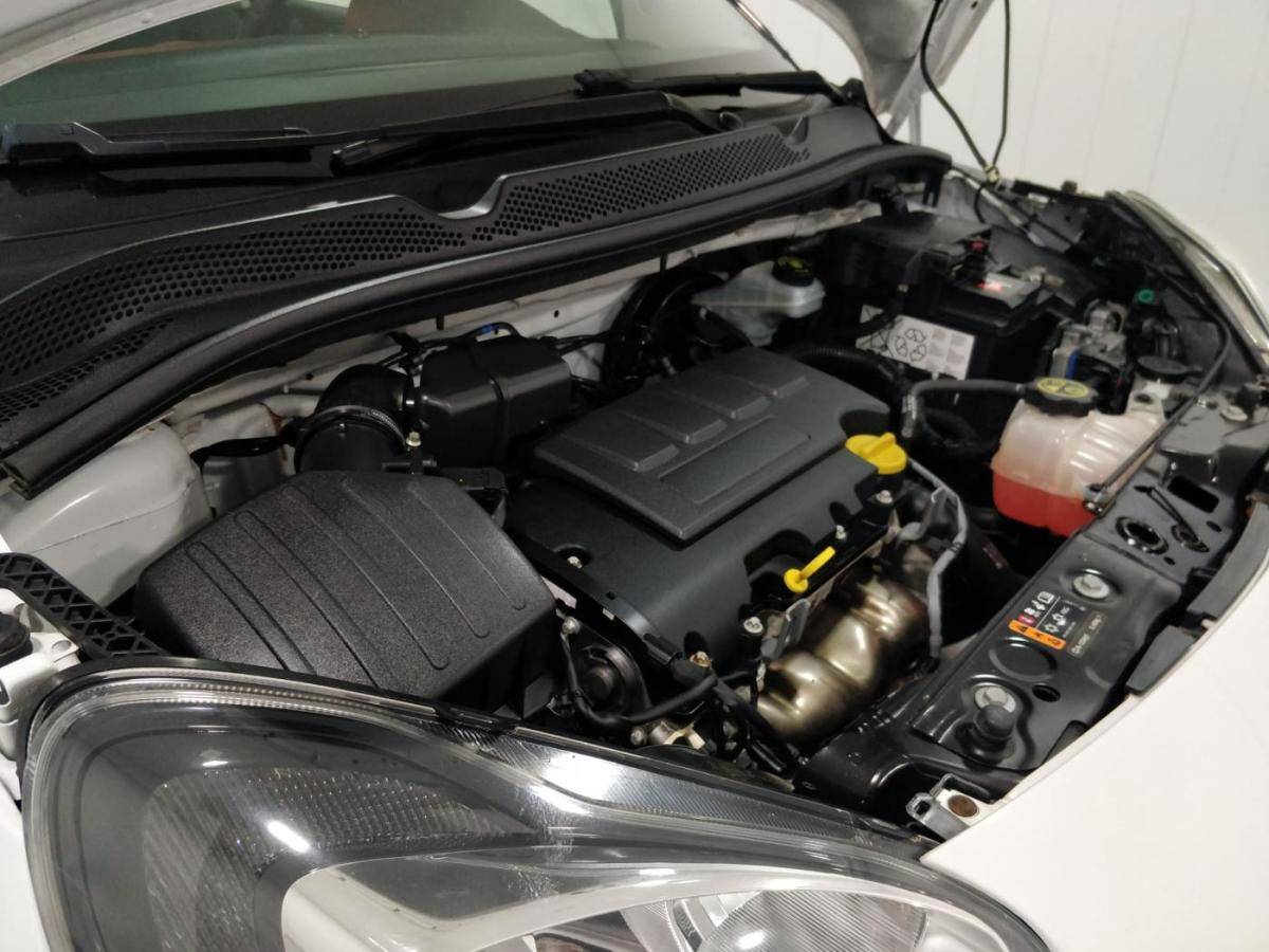 opel-adam-2018-gasolina-1229cc