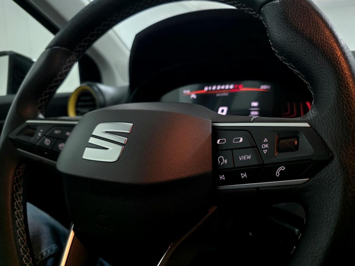 seat-ibiza-2023-gasolina-999cc
