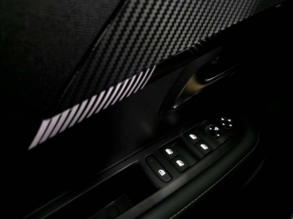 peugeot-e-208-2025-eletrico-0cc