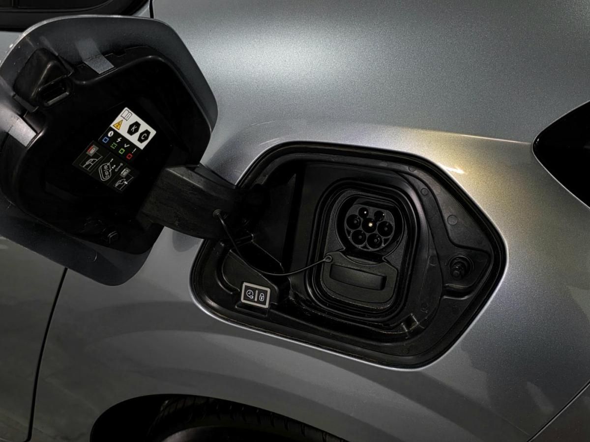 peugeot-e-208-2025-eletrico-0cc