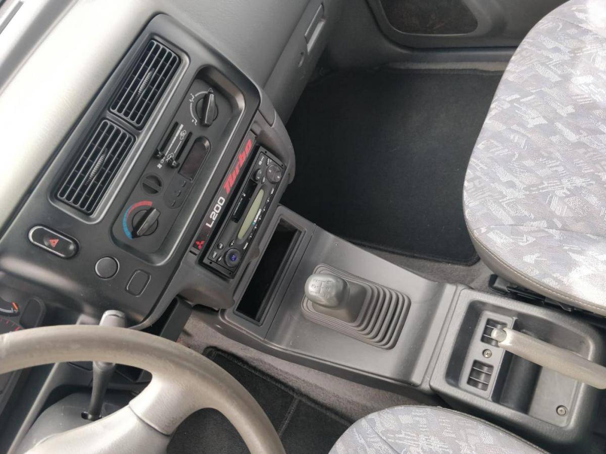 mitsubishi-l200-2001-diesel-2477cc