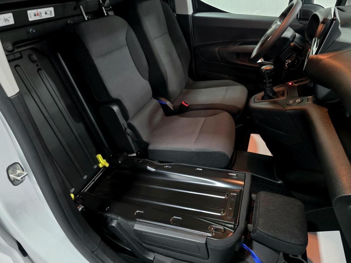 citroen-berlingo-2025-diesel-1499cc