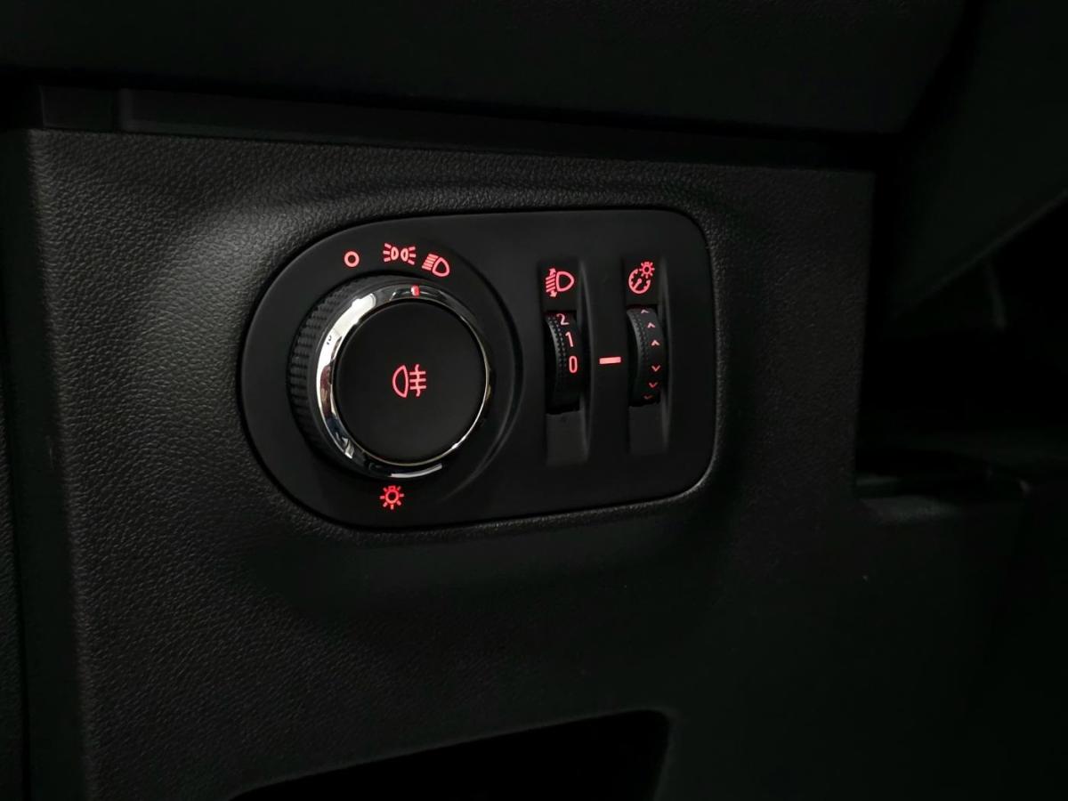 opel-adam-2016-gasolina-999cc
