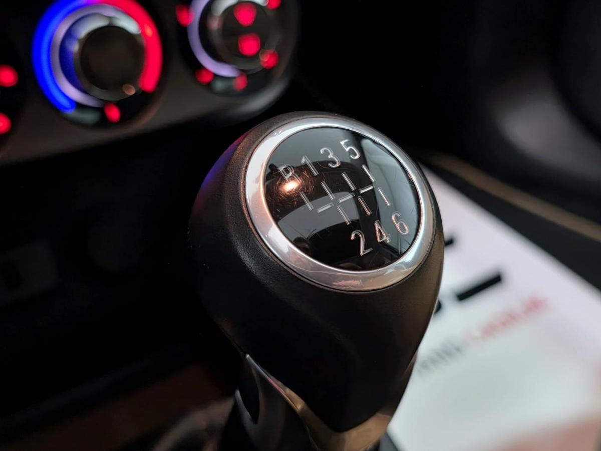 opel-adam-2016-gasolina-999cc