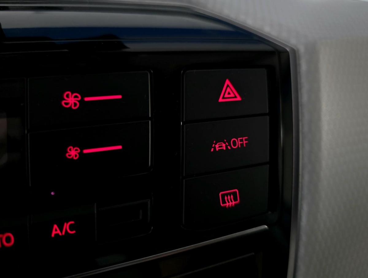 volkswagen-up-2020-gasolina-999cc