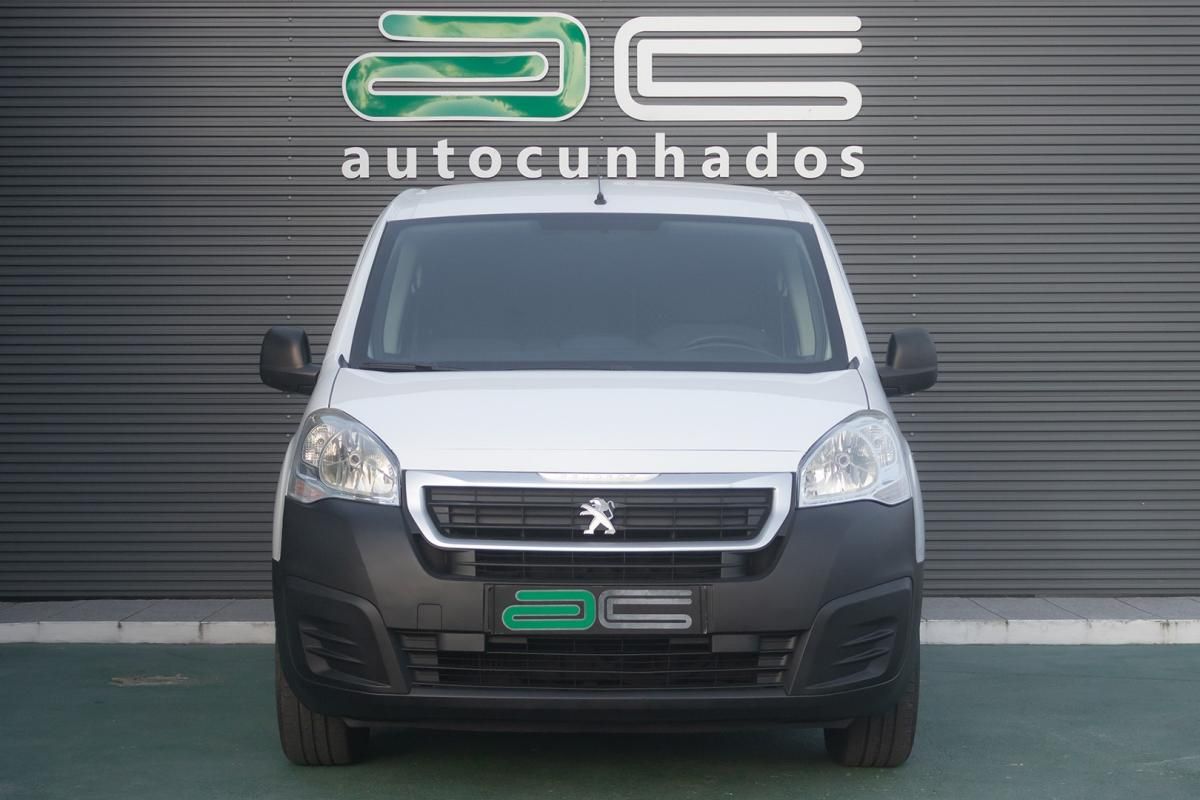peugeot-partner-2018-diesel-1560cc