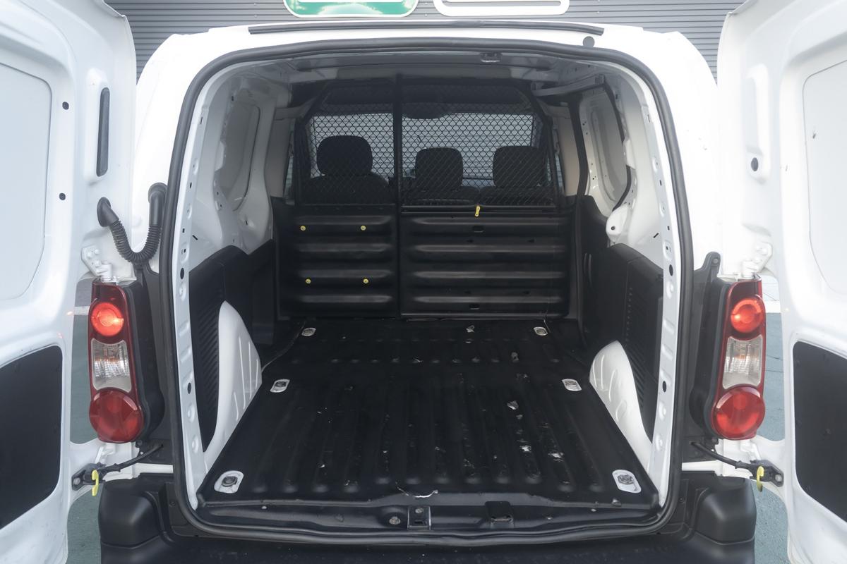 peugeot-partner-2018-diesel-1560cc