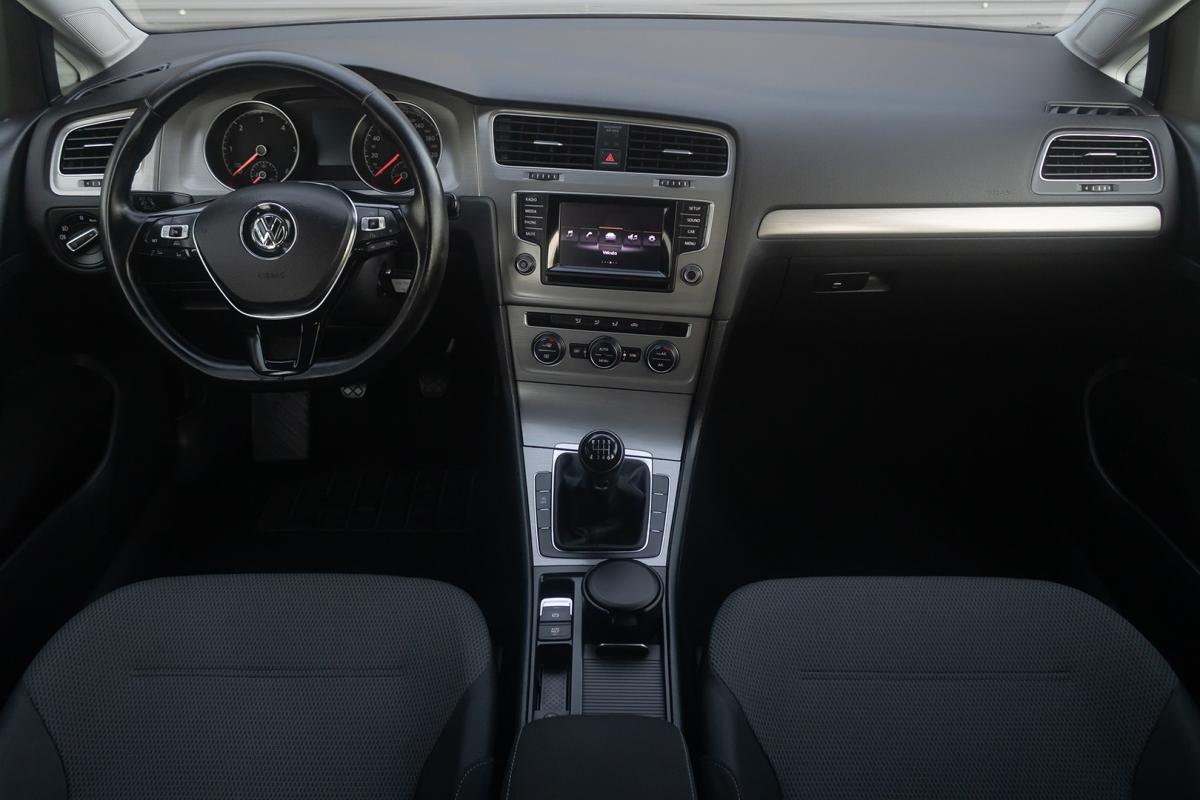 volkswagen-golf-2014-diesel-1598cc
