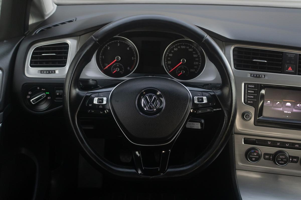 volkswagen-golf-2014-diesel-1598cc