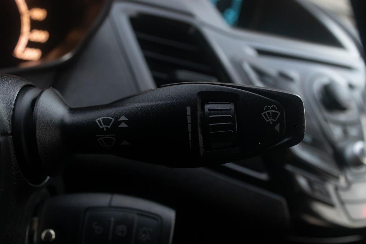 ford-fiesta-2014-gasolina-998cc
