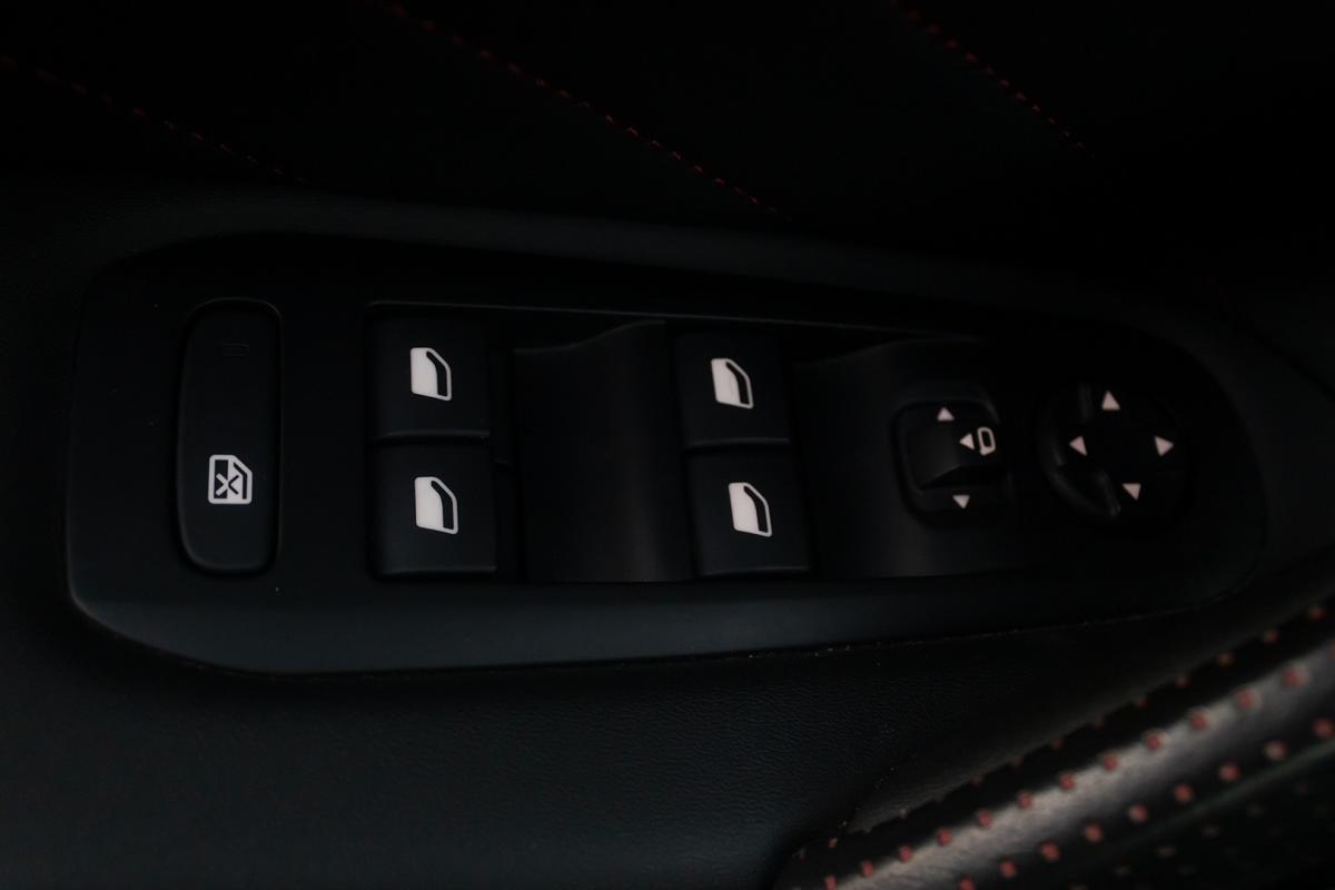 peugeot-308-2018-diesel-1499cc